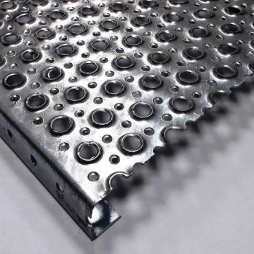Алюминиевый настил просечно-профилированный 1000х250х40х1.5 Круглый